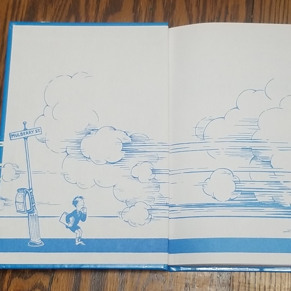 Dr. Suess I Saw It On Mulberry Street Book Out of - Picture 3 of 16